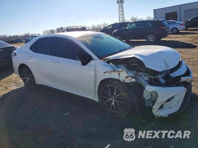 Czwarte zdjęcie samochodu z boku: 2022 TOYOTA CAMRY SE VIN:4T1G11AK3NU055779 - miniatura