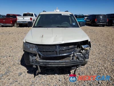 Piąte zdjęcie samochodu w środku: 2018 DODGE JOURNEY SE VIN:3C4PDCAB5JT519800 - miniatura
