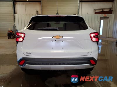 Zdjęcie 6 z 12 samochodu: 2025 CHEVROLET TRAX 1LT VIN:KL77LHEPXSC256378 - miniatura