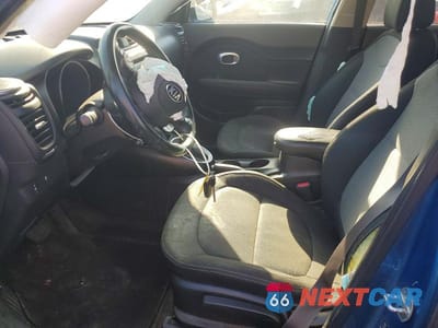 Zdjęcie 7 z 12 samochodu: 2018 KIA SOUL + VIN:KNDJP3A55J7589163 - miniatura