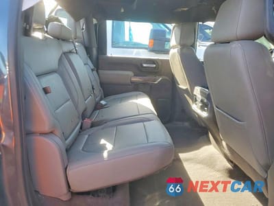 Zdjęcie 10 z 11 samochodu: 2020 CHEVROLET SILVERADO K3500 LTZ VIN:1GC4YUEY1LF158252 - miniatura