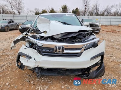 Piąte zdjęcie samochodu w środku: 2022 HONDA PILOT EXL VIN:5FNYF5H50NB012107 - miniatura