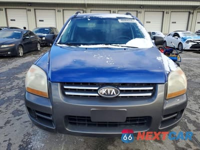 Piąte zdjęcie samochodu w środku: 2008 KIA SPORTAGE LX VIN:KNDJF724287457651 - miniatura