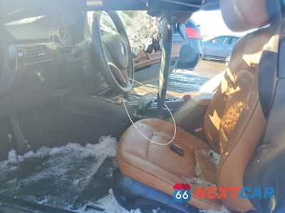 Zdjęcie 7 z 12 samochodu: 2011 BMW 335 I VIN:WBADX7C56BE742869 - miniatura