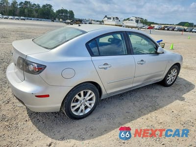 Trzecie zdjęcie samochodu z tyłu: 2007 MAZDA 3 I VIN:JM1BK12F171620113 - miniatura