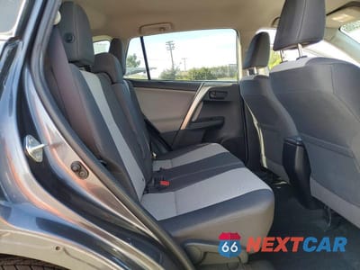 Zdjęcie 11 z 13 samochodu: 2015 TOYOTA RAV4 LE VIN:JTMZFREV6FD077858 - miniatura