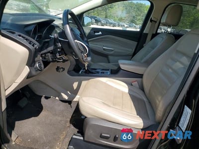 Zdjęcie 7 z 13 samochodu: 2017 FORD ESCAPE SE VIN:1FMCU0GD6HUA09487 - miniatura