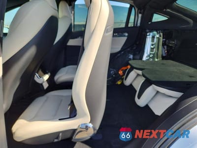 Zdjęcie 10 z 12 samochodu: 2023 TESLA MODEL X VIN:7SAXCBE5XPF385023 - miniatura