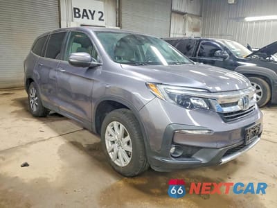 Czwarte zdjęcie samochodu z boku: 2021 HONDA PILOT EXL VIN:5FNYF6H5XMB066664 - miniatura