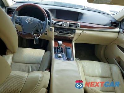 Zdjęcie 8 z 11 samochodu: 2014 LEXUS LS 460 BASE VIN:JTHBL5EF3E5130017 - miniatura