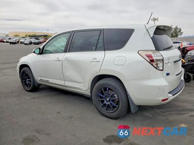 Drugie zdjęcie samochodu z przodu: 2014 TOYOTA RAV4 EV BASE VIN:2T3YL4DV6EW002474 - miniatura