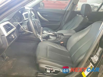 Zdjęcie 7 z 12 samochodu: 2017 BMW 320 I VIN:WBA8A9C3XHK620569 - miniatura