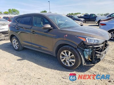 Czwarte zdjęcie samochodu z boku: 2020 HYUNDAI TUCSON SE VIN:KM8J23A4XLU116963 - miniatura