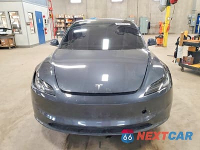 Piąte zdjęcie samochodu w środku: 2025 TESLA MODEL 3 VIN:5YJ3E1EA6SF984409 - miniatura