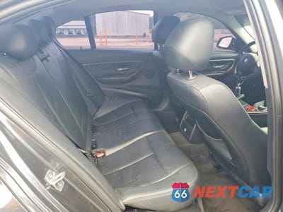 Zdjęcie 10 z 12 samochodu: 2013 BMW 328 I VIN:WBA3A5G57DNP21155 - miniatura