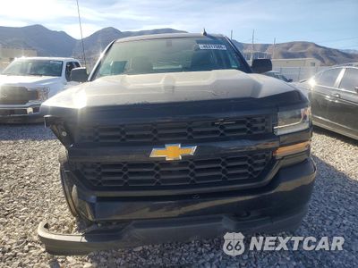 Piąte zdjęcie samochodu w środku: 2019 CHEVROLET SILVERADO LD C1500 CUSTOM VIN:2GCRCMEC4K1135997 - miniatura