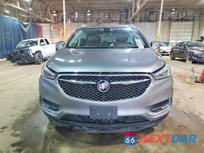 Piąte zdjęcie samochodu w środku: 2018 BUICK ENCLAVE AVENIR VIN:5GAEVCKW0JJ199915 - miniatura
