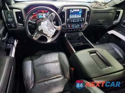 Zdjęcie 8 z 13 samochodu: 2018 GMC SIERRA K1500 SLT VIN:3GTU2NEC1JG598334 - miniatura