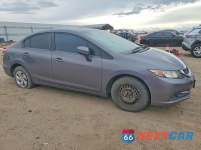 Czwarte zdjęcie samochodu z boku: 2015 HONDA CIVIC LX VIN:19XFB2F51FE226552 - miniatura