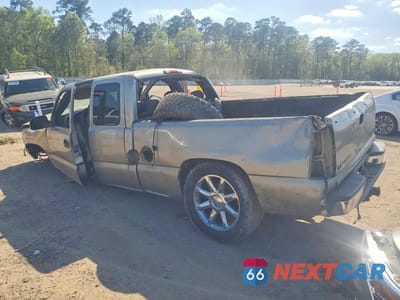 Drugie zdjęcie samochodu z przodu: 2002 CHEVROLET SILVERADO C1500 VIN:2GCEC19V121423176 - miniatura