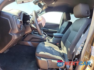 Zdjęcie 7 z 14 samochodu: 2024 CHEV COLORADO VIN:1GCPTBEK2R1299946 - miniatura