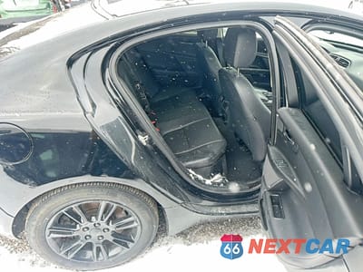 Zdjęcie 6 z 10 samochodu: 2018 JAGUAR XE PREMIUM VIN:SAJAJ4FX3JCP38714 - miniatura