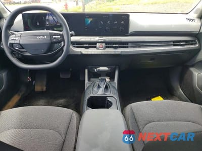 Zdjęcie 8 z 12 samochodu: 2025 KIA K4 LXS VIN:3KPFT4DEXSE068847 - miniatura
