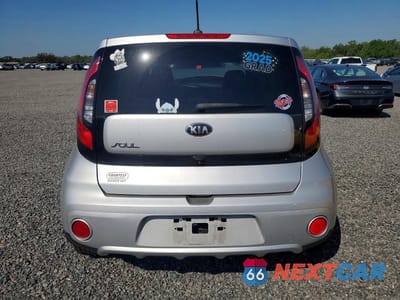 Zdjęcie 6 z 12 samochodu: 2018 KIA SOUL + VIN:KNDJP3A56J7511572 - miniatura