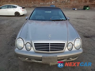Piąte zdjęcie samochodu w środku: 2003 MERCEDES-BENZ CLK 320 VIN:WDBLK65G53T140918 - miniatura
