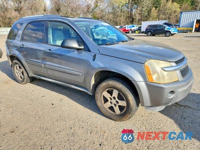 Czwarte zdjęcie samochodu z boku: 2005 CHEVROLET EQUINOX LT VIN:2CNDL73F456071942 - miniatura