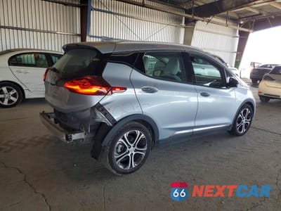 Trzecie zdjęcie samochodu z tyłu: 2017 CHEVROLET BOLT EV PREMIER VIN:1G1FX6S07H4146155 - miniatura