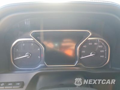 Zdjęcie 9 z 13 samochodu: 2021 GMC SIERRA K2500 DENALI VIN:1GT49REY3MF275729 - miniatura
