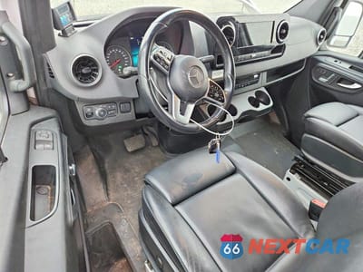 Zdjęcie 8 z 13 samochodu: 2019 MERCEDES BENZ SPRINTER 2500 VIN:W1W4EBVY6KT016920 - miniatura
