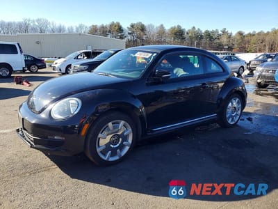 2013 VOLKSWAGEN BEETLE 3VWJP7AT2DM661594 - główne zdjęcie licytacji z USA - miniatura