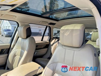 Zdjęcie 9 z 10 samochodu: 2018 LAND ROVER RANGE ROVER SUPERCHARGED VIN:SALGS2RE4JA504820 - miniatura