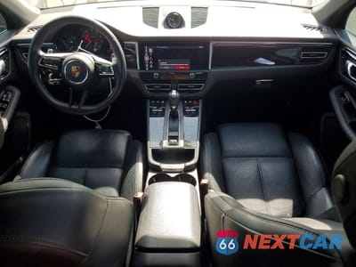 Zdjęcie 8 z 14 samochodu: 2024 PORSCHE MACAN BASE VIN:WP1AA2A52RLB04393 - miniatura