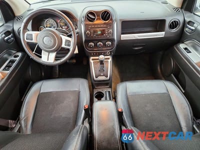 Zdjęcie 8 z 13 samochodu: 2016 JEEP COMPASS LATITUDE VIN:1C4NJCEA2GD715175 - miniatura