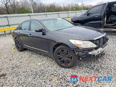 Czwarte zdjęcie samochodu z boku: 2011 HYUNDAI GENESIS 4.6L V8 VIN:KMHGC4DF3BU125366 - miniatura