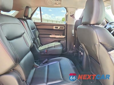 Zdjęcie 11 z 14 samochodu: 2021 FORD EXPLORER XLT VIN:1FMSK7DH2MGC16484 - miniatura