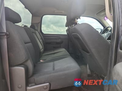 Zdjęcie 10 z 11 samochodu: 2011 CHEVROLET SILVERADO K1500 LS VIN:3GCPKREA0BG236578 - miniatura