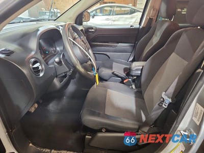 Zdjęcie 7 z 12 samochodu: 2011 JEEP COMPASS SPORT VIN:1J4NF1FB5BD244736 - miniatura