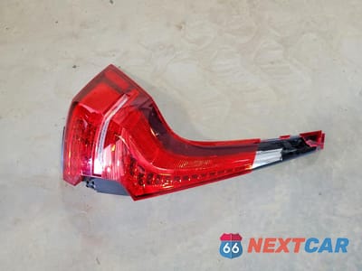 Zdjęcie 13 z 14 samochodu: 2021 VOLVO XC60 T5 INSCRIPTION VIN:YV4102RL2M1685225 - miniatura