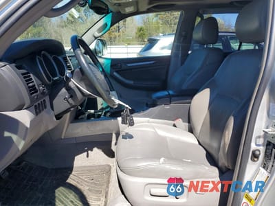 Zdjęcie 7 z 13 samochodu: 2006 TOYOTA 4RUNNER LIMITED VIN:JTEBT17R368035986 - miniatura