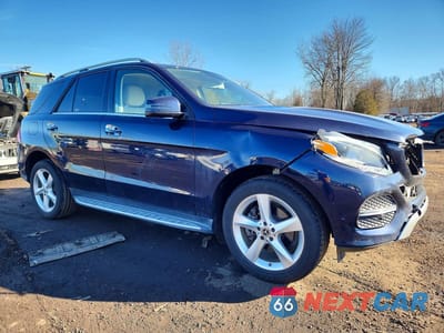 Czwarte zdjęcie samochodu z boku: 2018 MERCEDES-BENZ GLE 350 4MATIC VIN:4JGDA5HB5JB129810 - miniatura