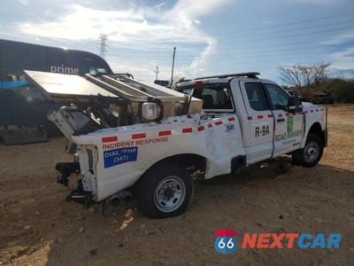 Trzecie zdjęcie samochodu z tyłu: 2024 FORD F250 SUPER DUTY VIN:1FT7X2BT3REC99884 - miniatura