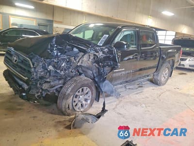 2017 TOYOTA TACOMA SR5 V6 3TMCZ5AN3HM083183 - główne zdjęcie licytacji z USA - miniatura