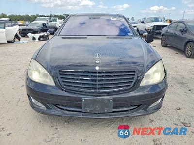 Piąte zdjęcie samochodu w środku: 2009 MERCEDES-BENZ S 550 VIN:WDDNG71X09A282966 - miniatura