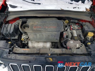 Zdjęcie 11 z 12 samochodu: 2017 JEEP RENEGADE LATITUDE VIN:ZACCJBBB9HPG32148 - miniatura