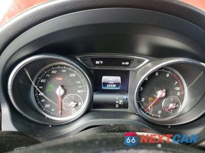 Zdjęcie 9 z 12 samochodu: 2019 MERCEDES-BENZ CLA 250 VIN:WDDSJ4EB7KN744777 - miniatura