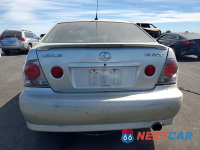 Zdjęcie 6 z 12 samochodu: 2004 LEXUS IS 300 BASE VIN:JTHBD192X40090544 - miniatura
